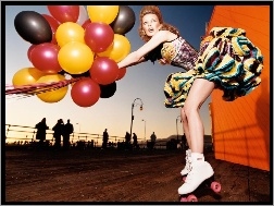 Balony, Kylie Minogue, Wrotki
