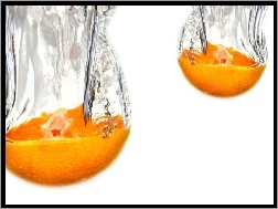 Pomarańcze, Woda
