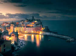 Cinque Terre, Światła, Morze, Włochy, Vernazza, Domy