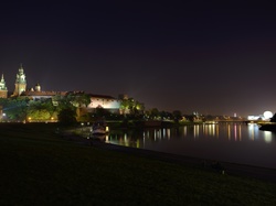 Kraków, Rzeka Wisła, Noc, Zamek Królewski na Wawelu, Polska, Wawel